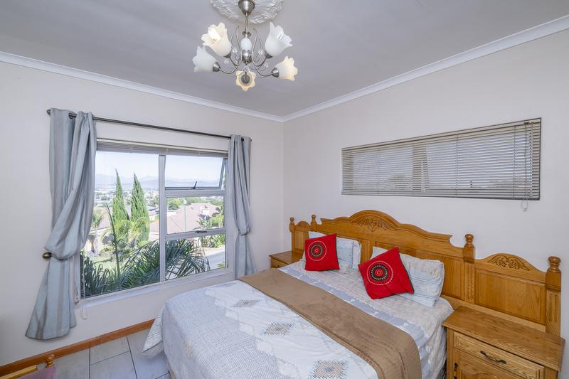 To Let 6 Bedroom Property for Rent in Kleinbron Estate Western Cape